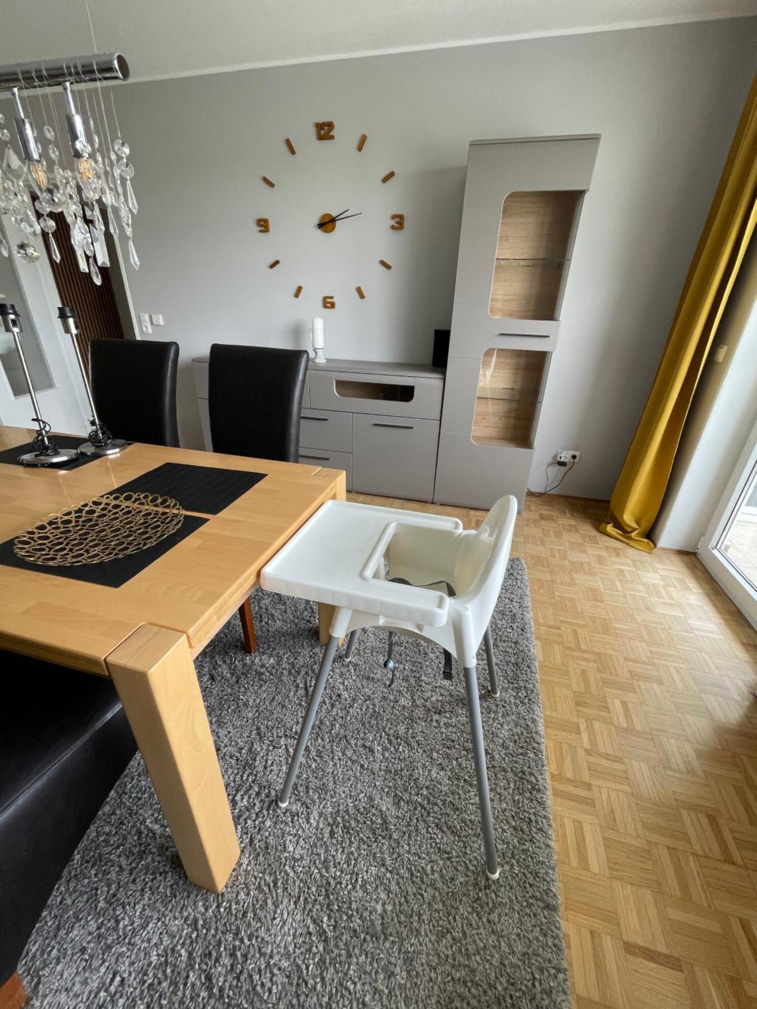 Me Homes - Grosse Moderne Designer-Wohnung Fuer Urlaub Und Business - Mit Kueche, Buero, Balkon Und 2 Parkplaetzen ไบรอยท์ ภายนอก รูปภาพ
